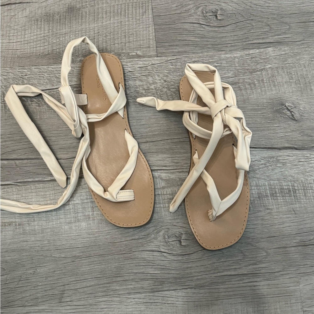 Kelly Rowland for just fab sandals size 10 NEW